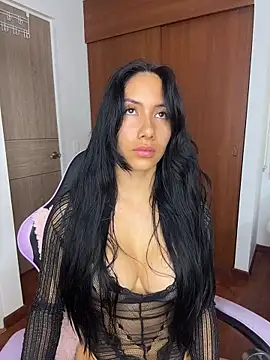 ArianaReynoldss' Live XXX Chat