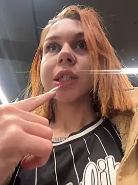 دردشة RosieSecret الجنسية المباشرة