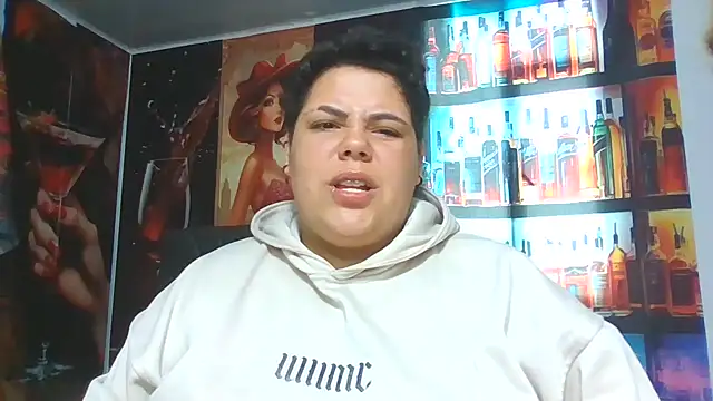 Hailey_Curvy 现场XXX聊天