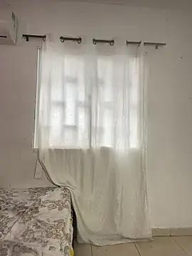 vanilla_Kushn Webbikameraesitys