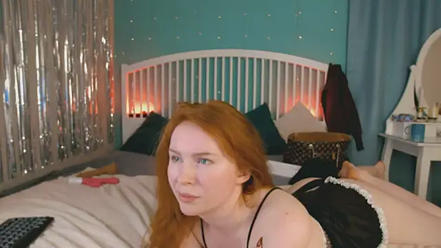 GingerArin's Webcam Show