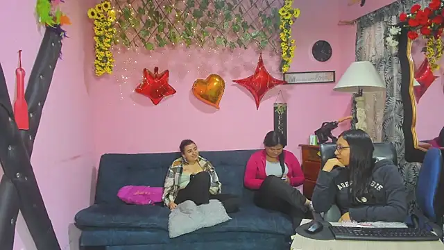 lesbiancuple élő XXX-chatje