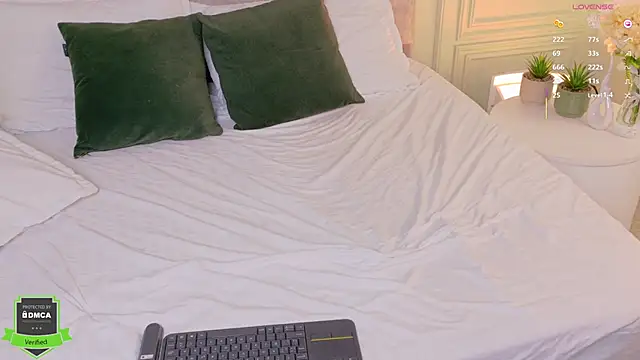 Chat +18 de _Miss_Kimm ao vivo