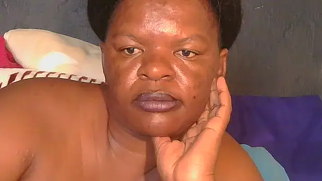 Chatroom XXX en direct de ebony_rose11