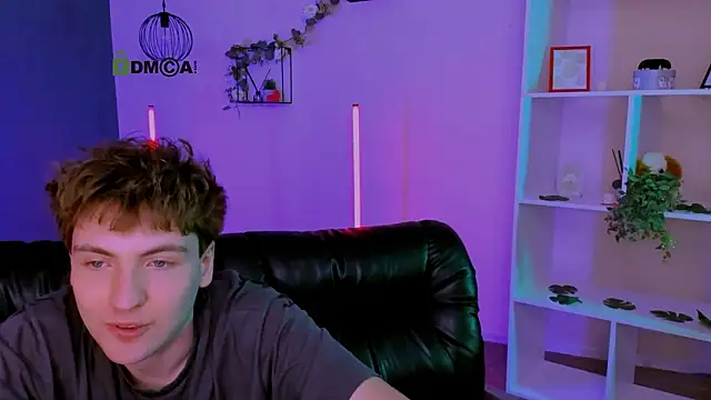 travis_wolf_ – Kamerová šou