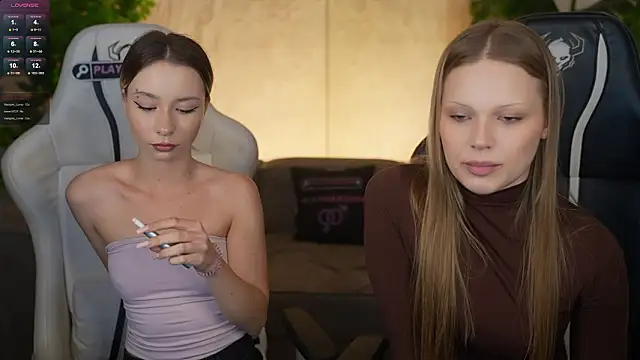 Chat +18 de Charlotte_Dreams ao vivo