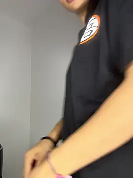 leilani_X লাইভ XXX চ্যাট