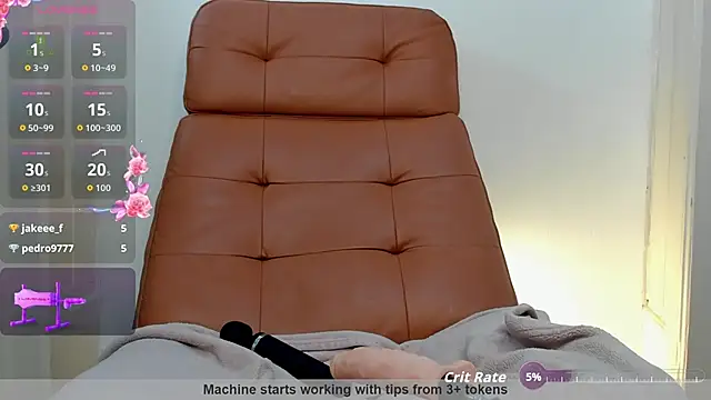 Naomi_Urban live XXX chat