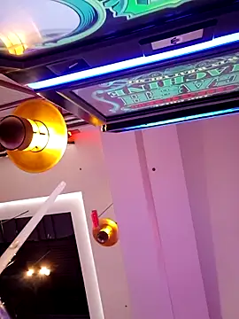 Pertunjukan Kamera Web Aria423