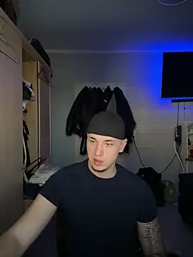 Channingboy: απευθείας συνομιλία ΧΧΧ