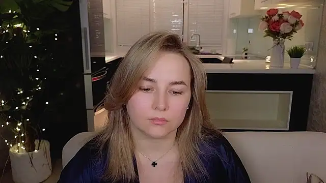 Živý XXX chat Mira_Mermayd