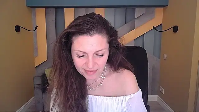 EllaLong live XXX chat