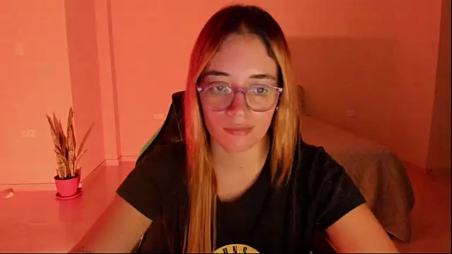 atenas_05_ Live XXX-Chat