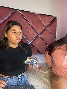 SolTullyのライブXXXチャット