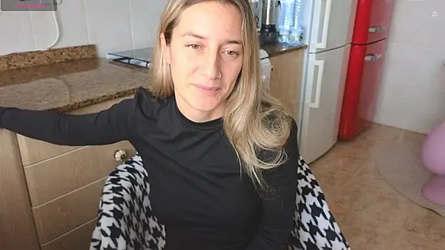 Lunamix Live XXX Chat