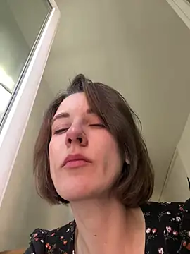 Kamorana's Live XXX Chat