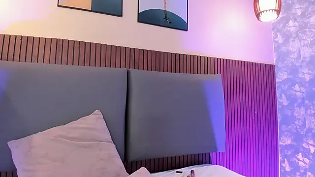 NicolleeEvanssのライブXXXチャット