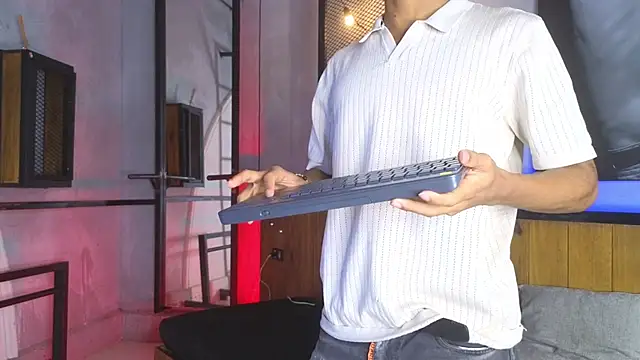 AlanCutee 라이브 XXX 채팅