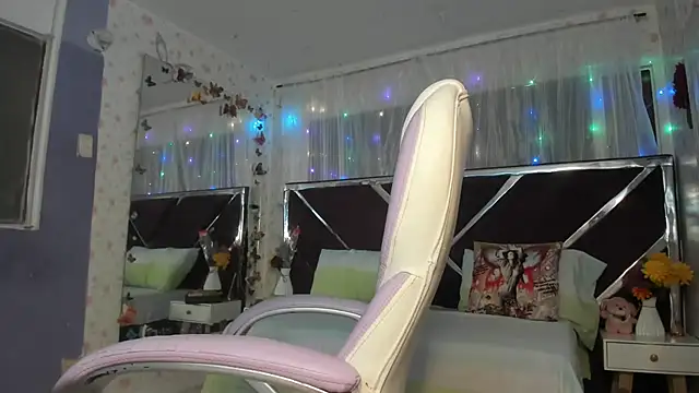 Santy_bigcock_01 Pertunjukan Webcam