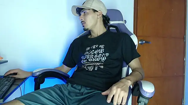 Yankees_xxx's Live XXX Chat