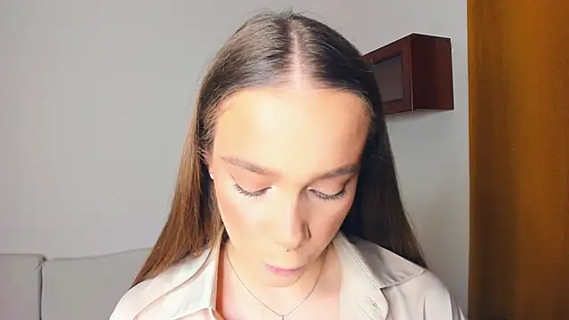 MeriPhelanのライブXXXチャット