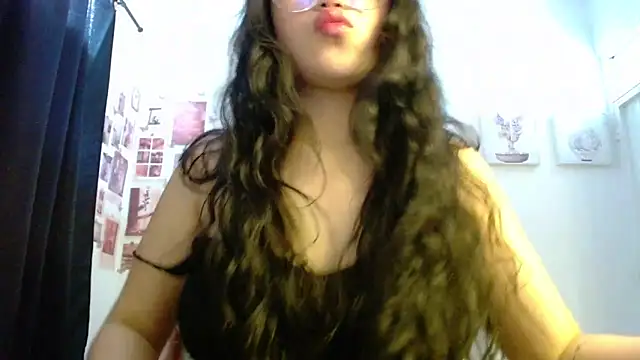 InocentHeaven1 Live XXX-Chat