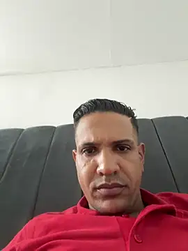 Show modela bigdick211292 na web-kameri