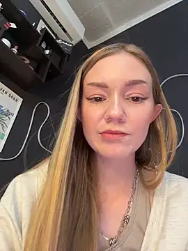 Živý XXX chat MilaMoone