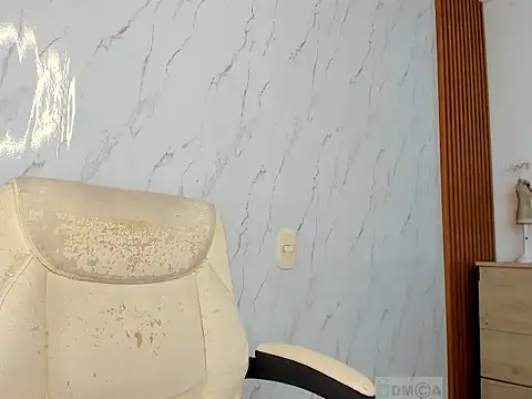 Chatroom XXX en direct de aleja_belle