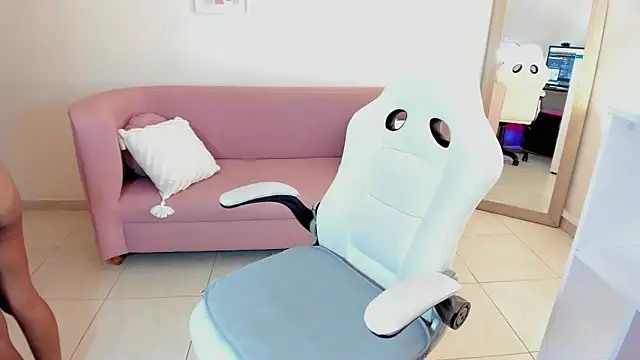 Czat XXX na żywo – Mia_Greco1