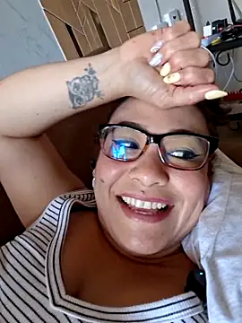 JuliRamirez's Live XXX Chat