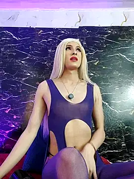 crislingery_dolli 网络视讯表演