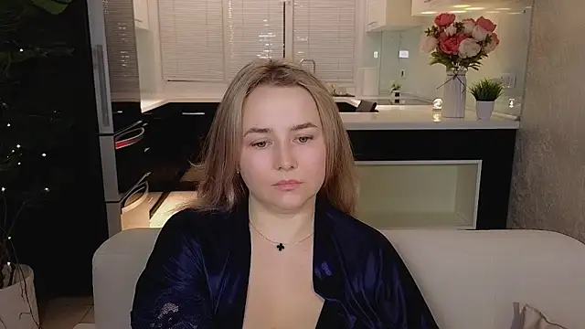 Mira_Mermayd Live XXX-Chat