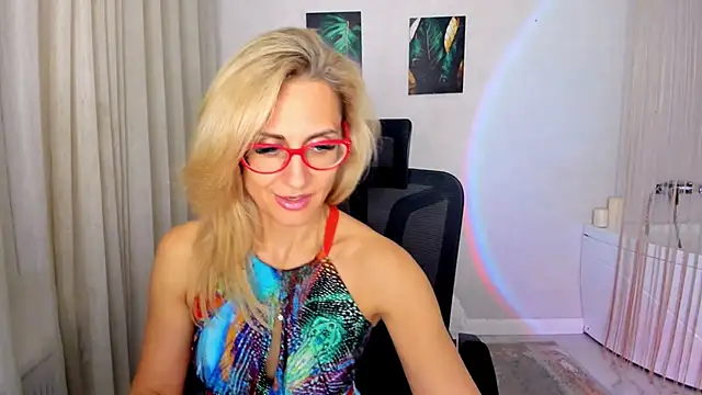 MuseOfStage Show in webcam