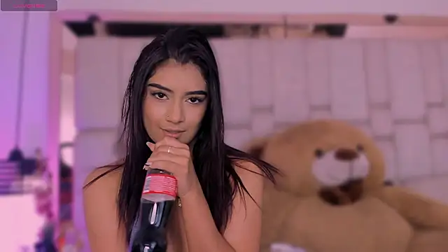 KatherineRuiz_ লাইভ XXX চ্যাট