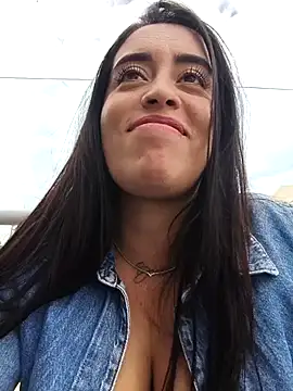 MissNyraSecret Chat XXX live