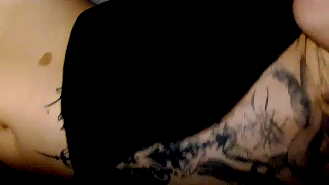 SubmersidollxのライブXXXチャット