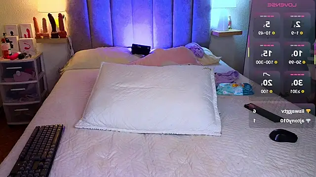 juliana-mancini Live XXX-Chat