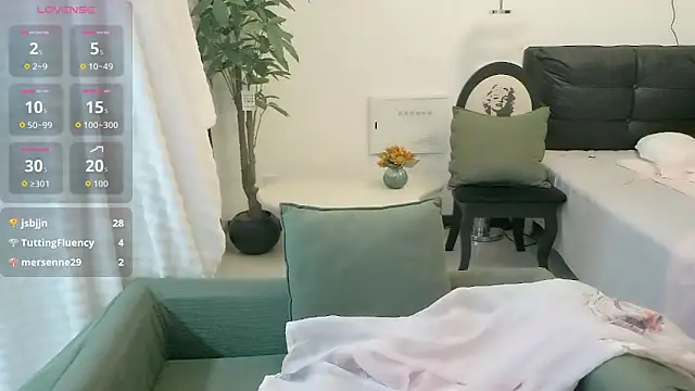 NANA-EETのライブXXXチャット