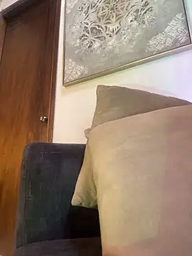 aramjonesのライブXXXチャット