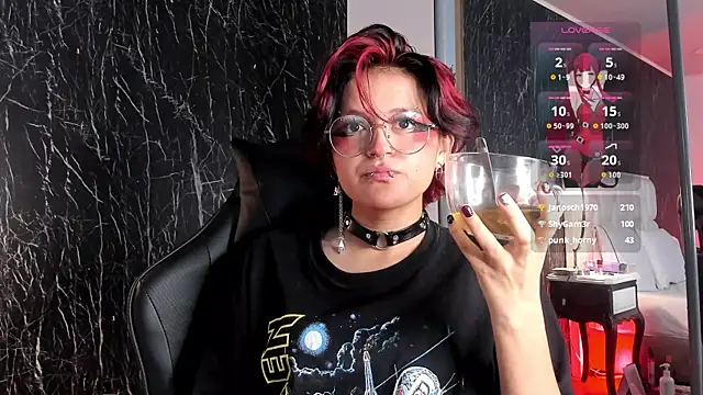 YuuMiko লাইভ XXX চ্যাট