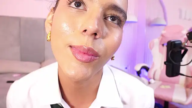 Luxa_Velvet: απευθείας συνομιλία ΧΧΧ