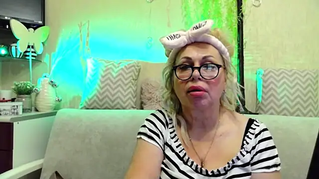 SusieNoreen লাইভ XXX চ্যাট