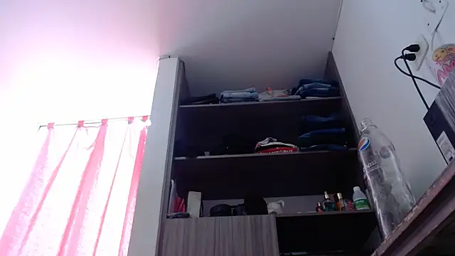 nicolle_milf1978 라이브 XXX 채팅