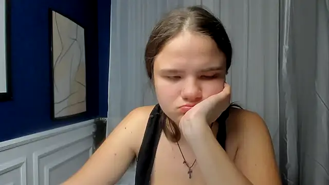 AdeleCruz's Live XXX Chat