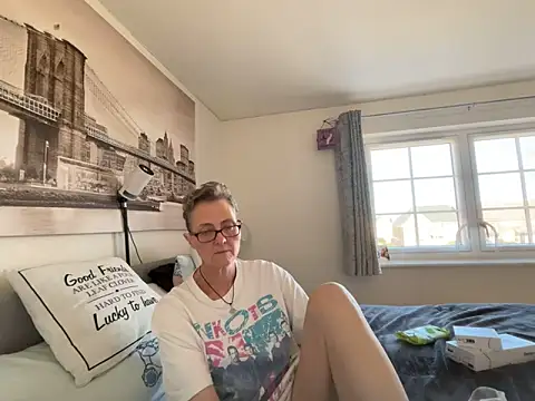 Webkamerová show Curvy-Jinx