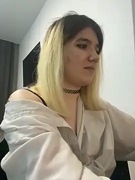 Cherry___Blossom লাইভ XXX চ্যাট