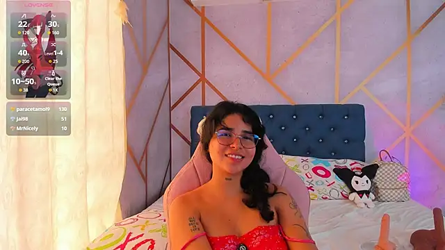 _vaiolet_owo লাইভ XXX চ্যাট