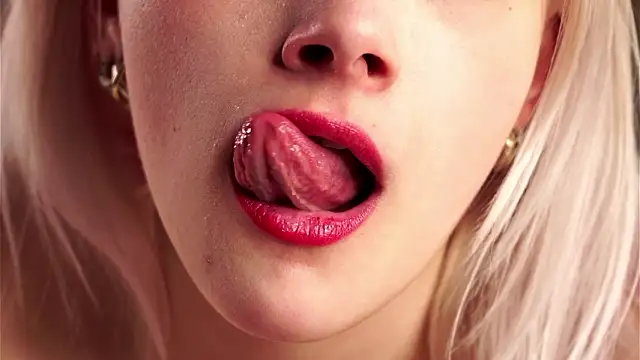 KirstinMcgeady's Live XXX Chat