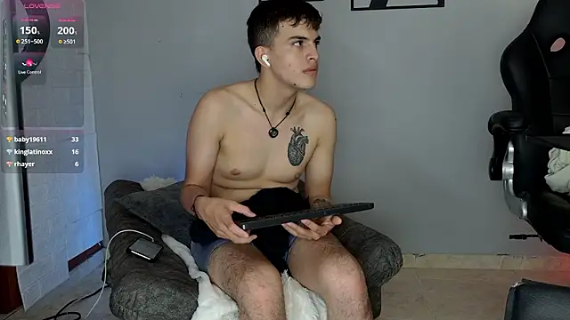 nico_pelusa Pertunjukan Webcam